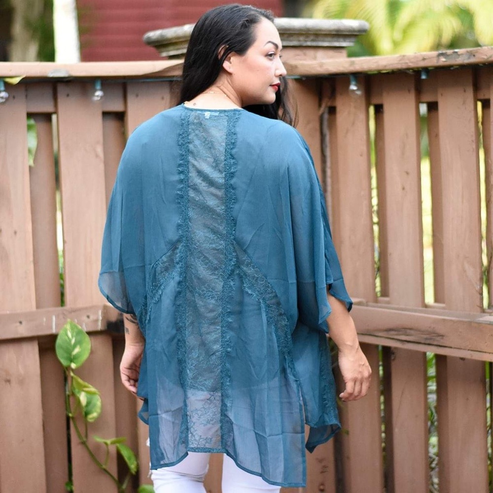 Teal Lace Kimono - Picture 3 of 6